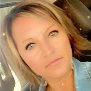 Meet your Posher, Lea ann